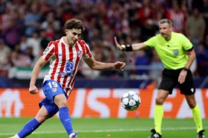 أتلتيكو مدريد يسحق آينتراخت فرانكفورت بخماسية