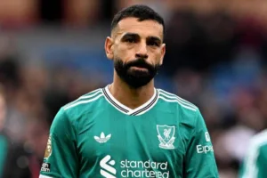 صدمة.. ليفربول يودع كأس الرابطة والأندية الثمانية تحجز مقاعدها في الربع النهائي